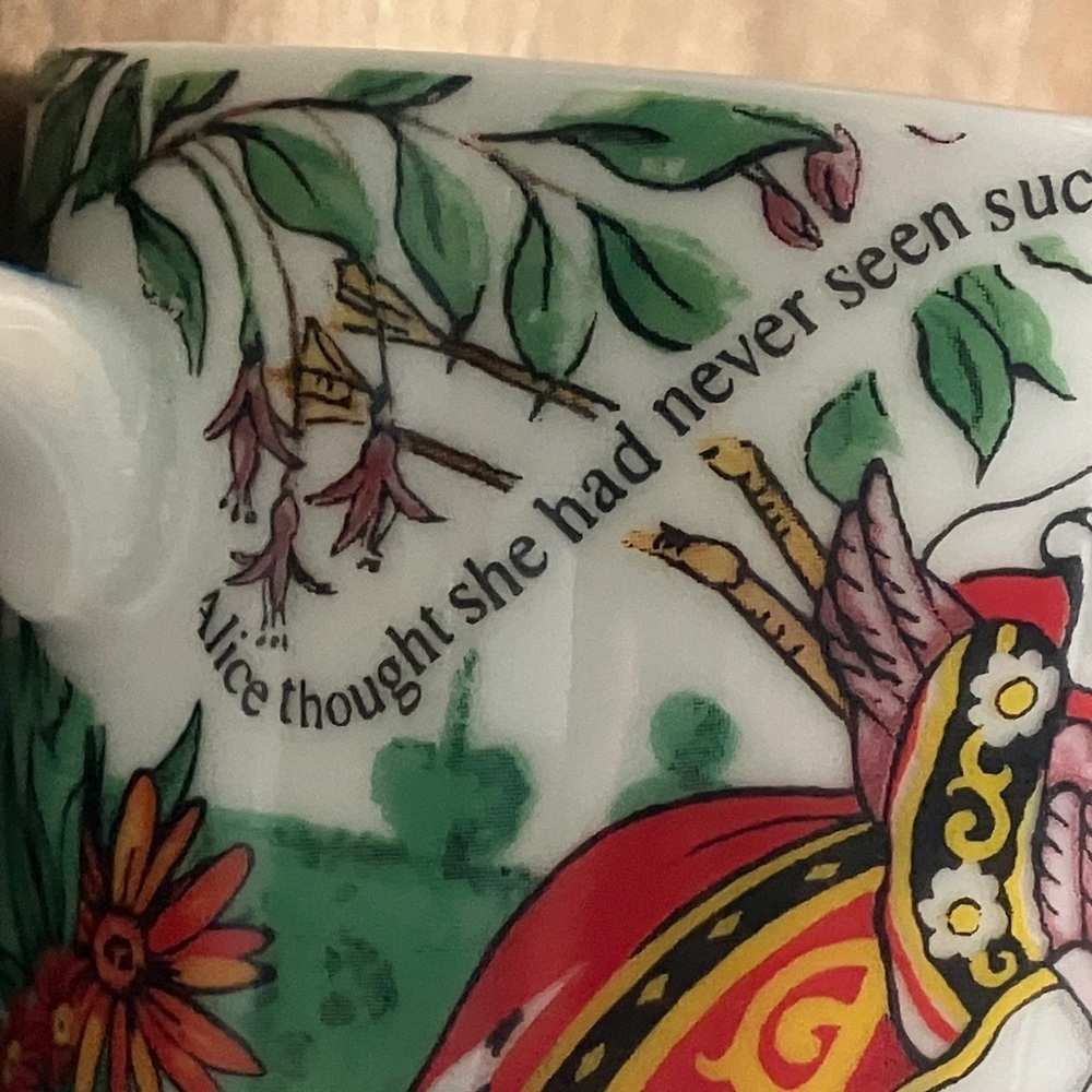 Alice in Wonderland English ceramic Mug by Paul Cardew vintage 2010 - Picture 11 of 16